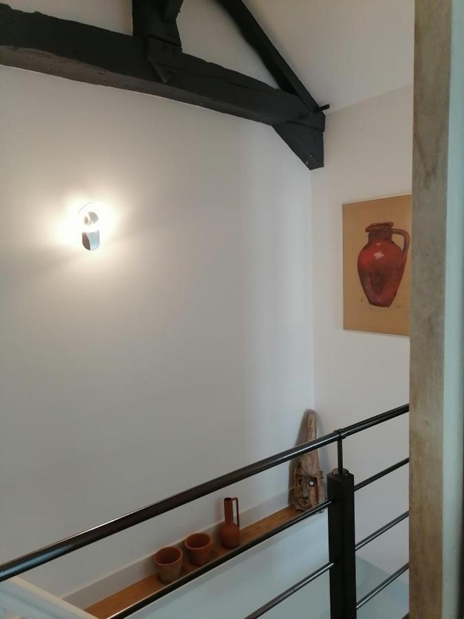 Gite La Maison La Saint-Aubin-d'Aubigne Dış mekan fotoğraf