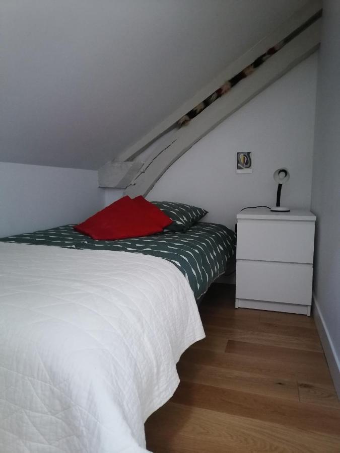Gite La Maison La Saint-Aubin-d'Aubigne Dış mekan fotoğraf